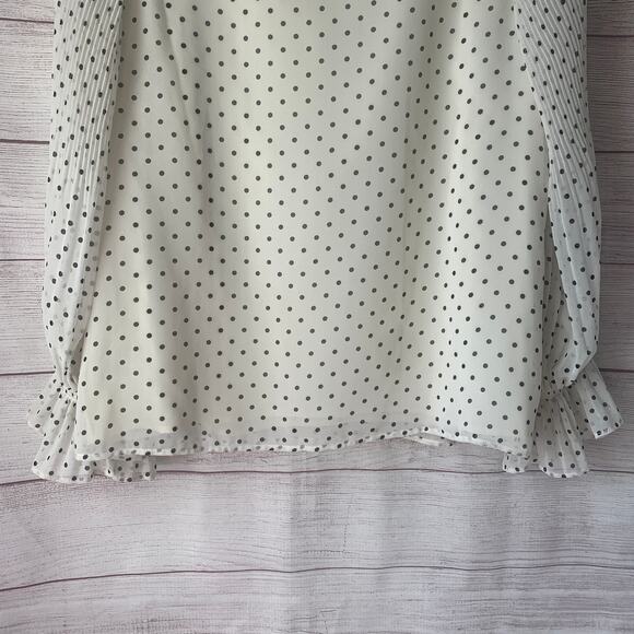 Talbots Off-White with Black Polka Dot Blouse Front Keyhole Ruffle Cuffs Size M - Picture 8 of 11